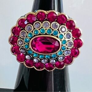 Heidi Daus 🆕”Collector’s Edition” Swarovski Crystals size 7 ring